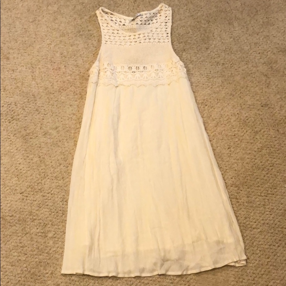 Pull and bear cream dress. Size small
